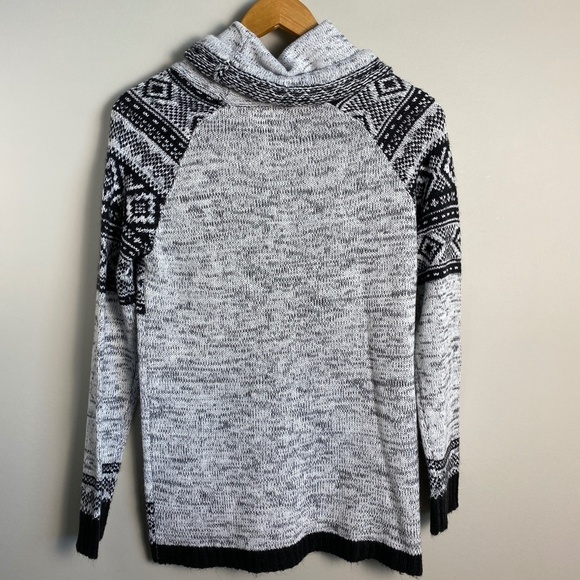 GUILTY Women's Gray/Black Nordic Acrylic Long Sleeve Lightweight Sweater Medium - Picture 6 of 14